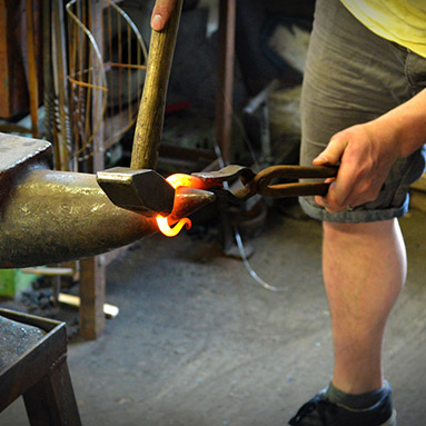 blacksmith-courses-in-essex-thumb